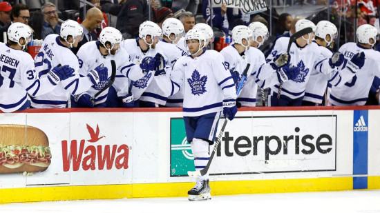 Jarnkroks pēc 13 sezonām NHL atgriežas savā dzimtenē