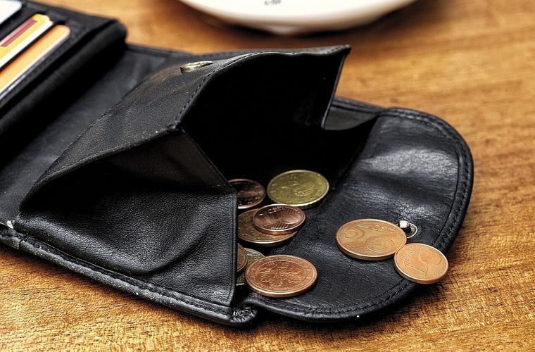 Finanšu pratība: to svarīgi apgūt, lai neiekļūtu krāpnieku nagos