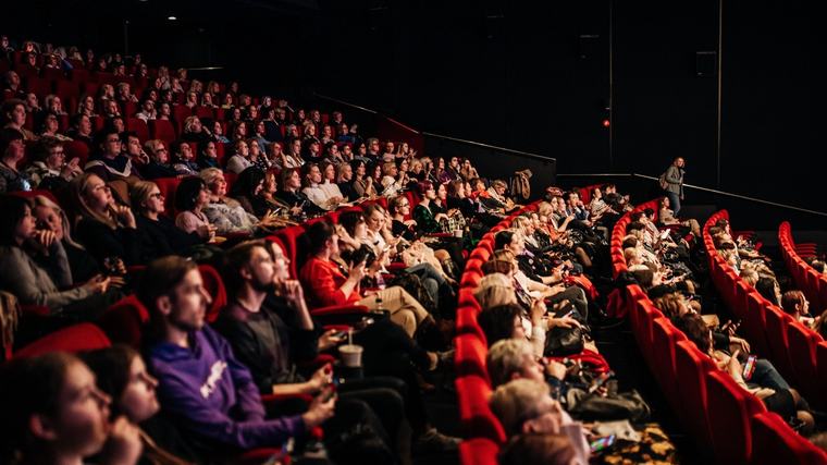 Slēgs kino "Cinamon"; drīz tā vietā durvis vērs "Forum Cinemas"