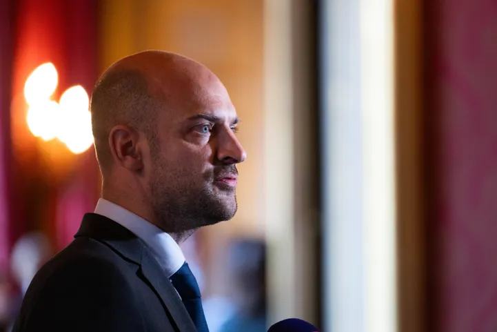 Barro vīlies par izraidītās Kremļa propagandistes rakstiem franču medijos