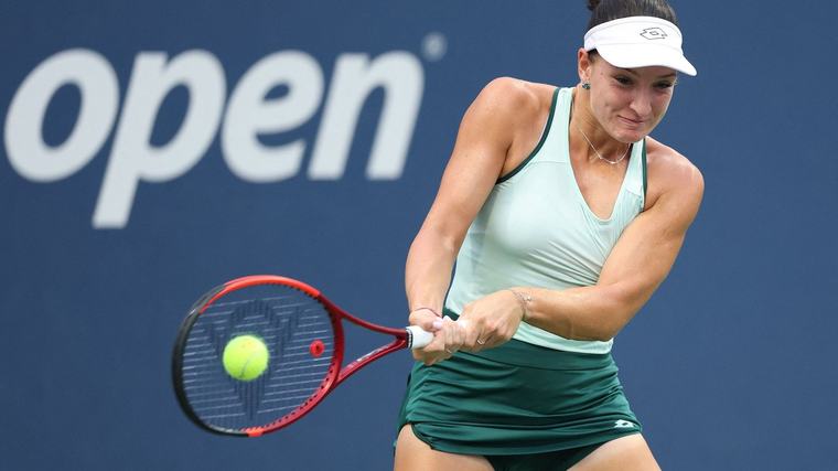 Semeņistaja izstājas no "US Open", Ostapenko spēli pārtrauc lietus