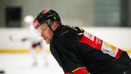 Ābols salīdzina NHL un Šveici: "Ja ASV ir izdzīvošana, tad šeit tu baudi dzīvi"