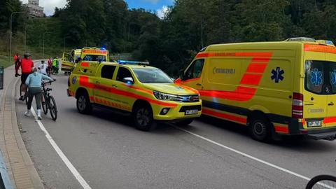 Vienības velobraucienā dzīvību zaudējis sacensību dalībnieks