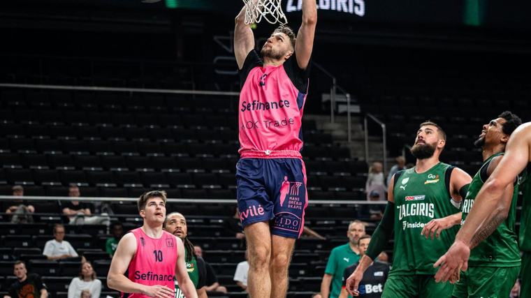 "Rīgas Zeļļi" pārbaudes spēlē Kauņā piekāpjas Valančūnam un "Žalgiris"